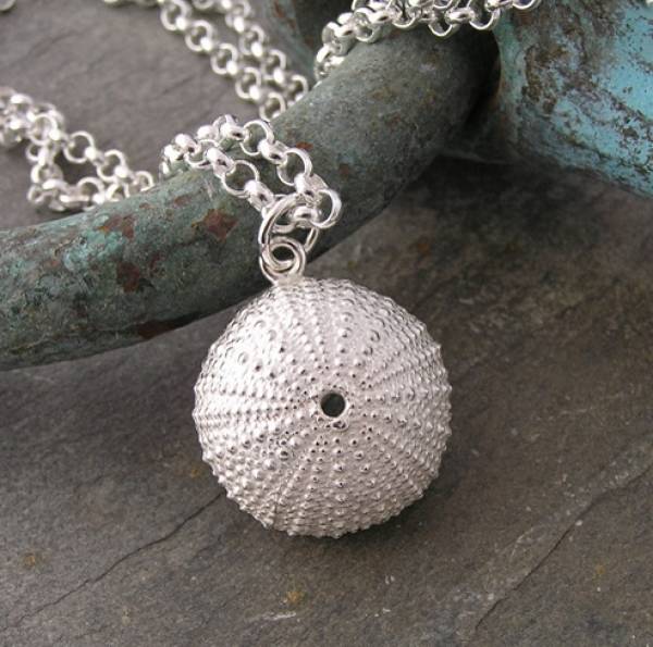 - a , silver Jewellery by Fay Page, measuring 2 x 2 cm (H x W) £199